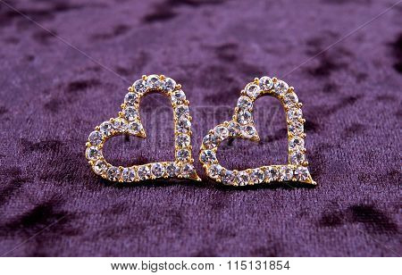 Earrings-heart on velvet