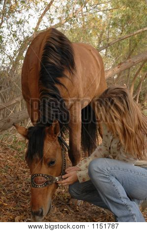 Señora con su caballo