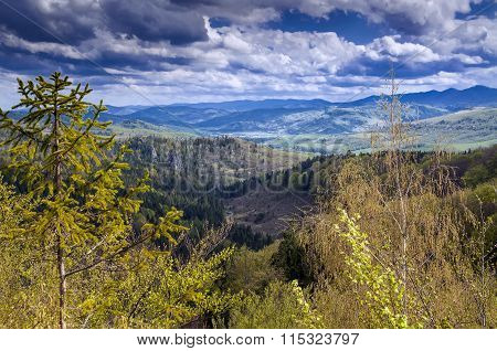 View of the cliffs, the Tustan