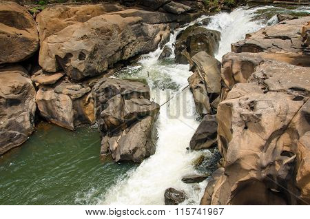 Tad Champee Cave Waterfall, Paksa Champasak South Laos