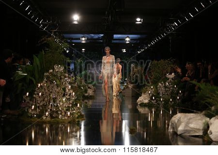 Tuvanam Catwalk