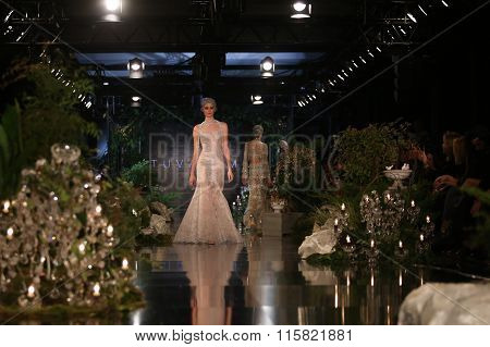 Tuvanam Catwalk