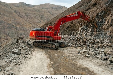 Excavator With Hydraulic Hammer