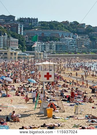 Red Cross Lifeguard Station In Concha Beach. San Sebastian, Spain.