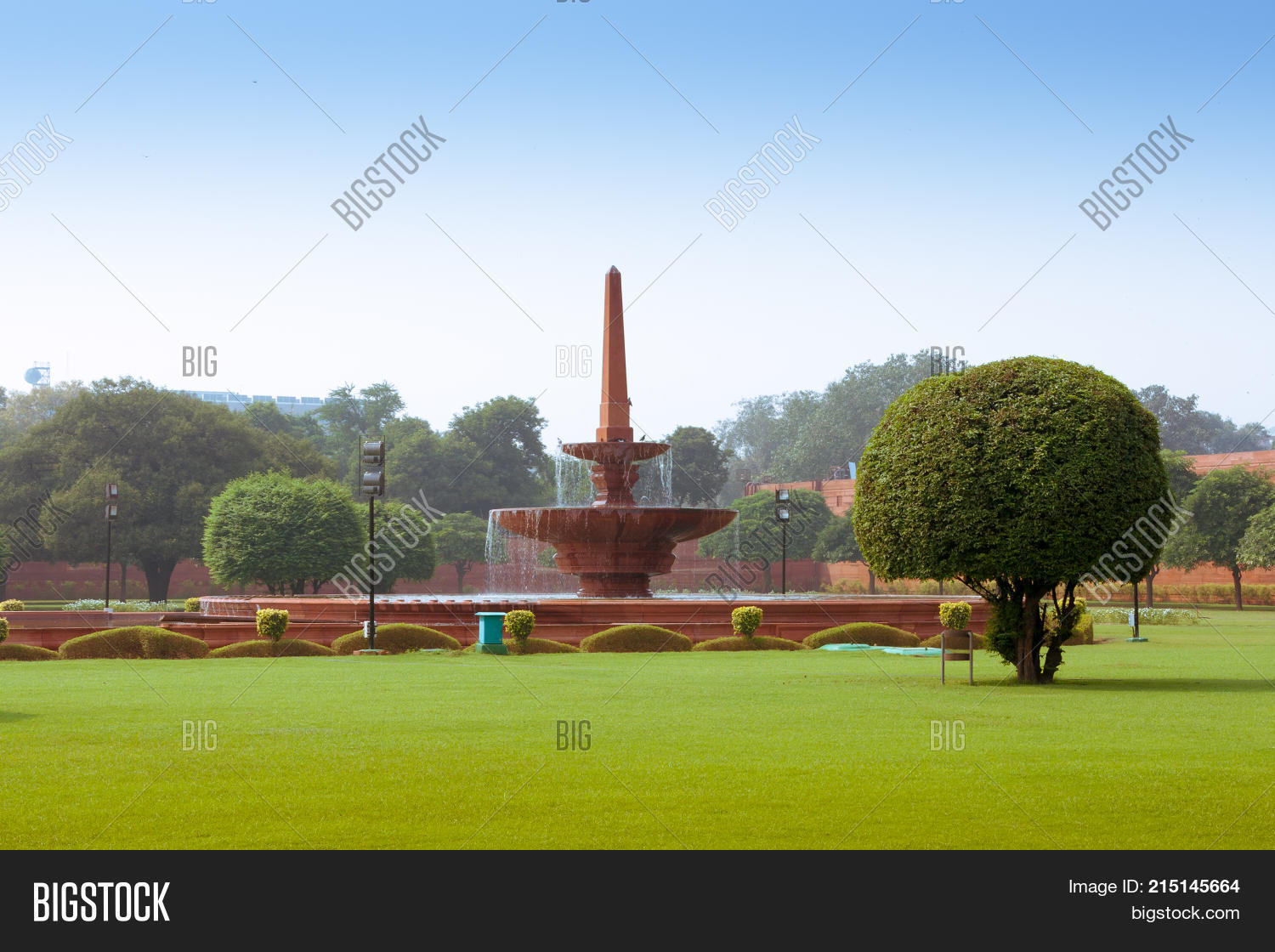 Fountain Near Image & Photo (Free Trial) Bigstock