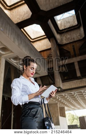 business woman lifestyle tablet outdoor work proccess concept