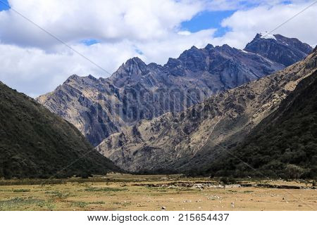 The sants cruz hike in Huascaran national park
Los andes, Peru