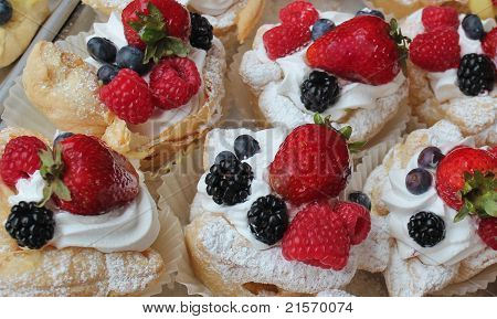 Sfogliatine di frutta condita