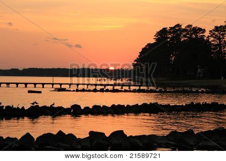 Fiume tramonto