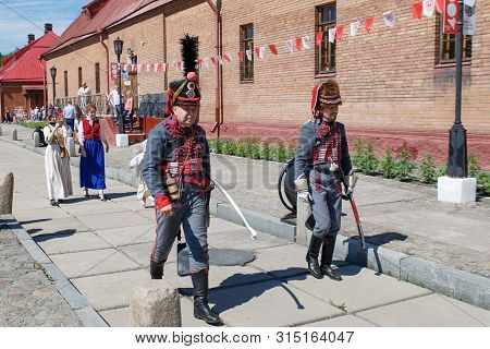 Novokuznetsk. Russia. 07.07.2019, The People In Uniform Sample Of 1812. Swords And Drums Of 1812. Ed
