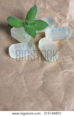 Peppermint Candies For Breath Freshening. With Refreshing Microgranules. Cooling Menthol For Sore Th