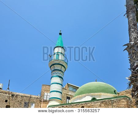 El-jazzar Mosque Also Known As The White Mosque, Is Named After The Ottoman Bosnian Governor Ahmad P