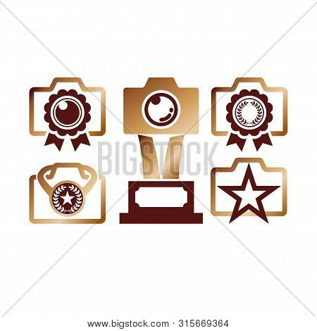 Award Emblem Camera Logo Icon. Photo Studio Vector. Shutter Lens Icon. Photography Brand. Photograph