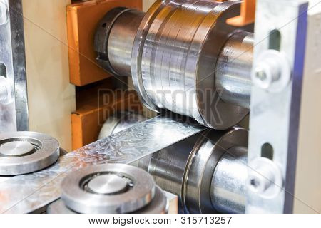 Stainless Bar Sheet In Cold Roll Process ; Focus As Machined Cast Roll