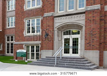 Education Center On The Campus Of The University Of North Dakota