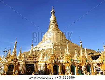 Shwedagon Pagoda - The Biggest Golden Padoda In Yangon, Myanmar