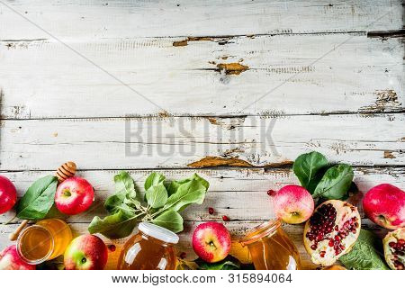 Rosh Hashanah Celebration Background