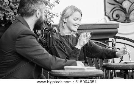 Normal Way To Meet And Connect With Other Single People. Meet Become Acquaintances. Meeting People F