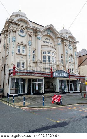 Llandudno, Uk: Mar 18, 2021: The Palladium On Gloddaeth Street Was Previously A Theatre But Is Now A