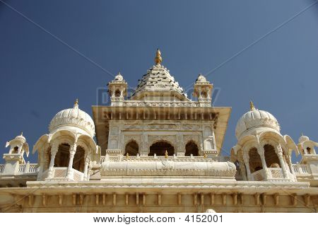 조 드 푸 르, 라자 스 탄에서에서 Jaswant Thada