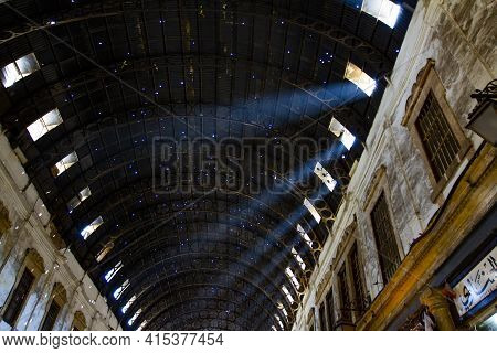 Damascus/syria 03/28/2010 Roof Of Al-hamidiyah Souq, With Sunlight Penetrating Through The Window An