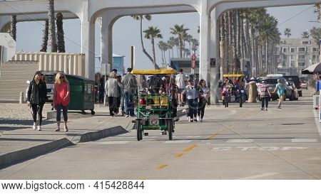 Oceanside, California Usa - 8 Feb 2020: People Walking On Waterfront Promenade, Beachfront Boardwalk
