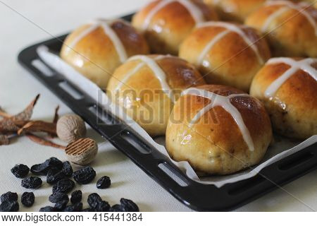 Freshly Baked Hot Cross Buns. A Sweet Fruit Bun Lightly Spiced With Cinnamon And Nutmeg And Marked W