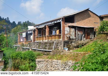 View Landscape Cityscape With Antique Retro Vintage House Home And Hotel For Indonesian People And F