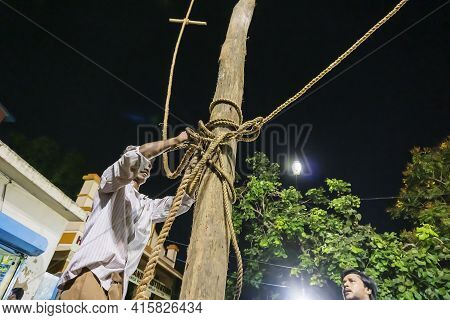 Howrah, West Bengal, India - 15th April 2019 : Holy Wood Being Erected During Gajan And Charak Puja 