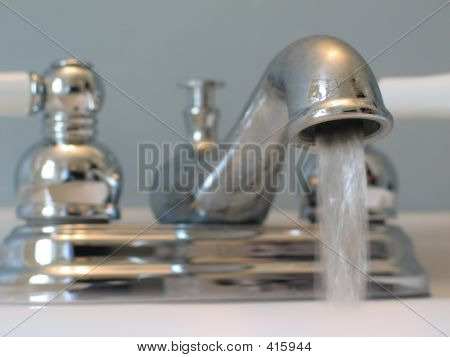 Wasserhahn