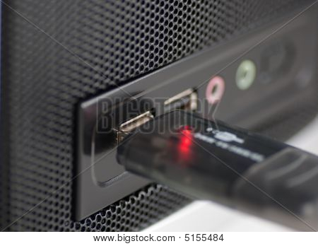 Usb 端口