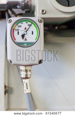 Pressure Gauge Control