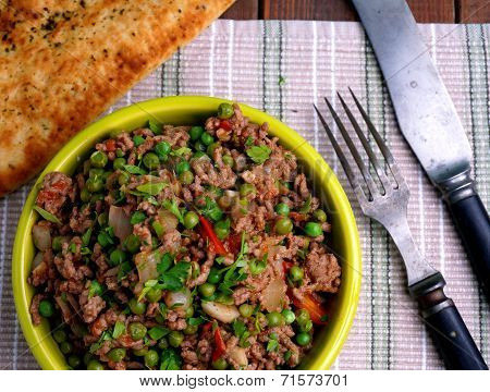 Kheema With Naan Bread