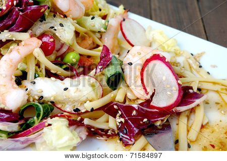 Delicious Summer Prawn And Noodles Salad