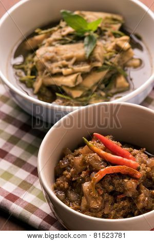 Chili Tamarind Dipping Sauce