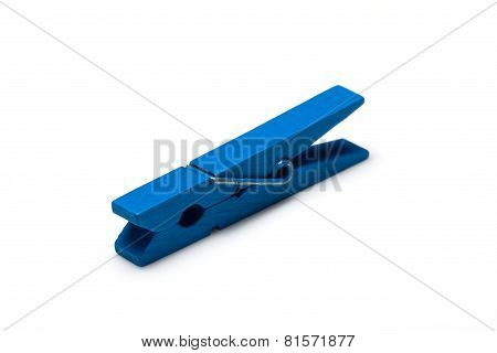 blue wooden clothpins