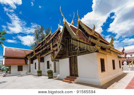 Chiang Mai, Thailand. Wat Phra That Sri Chom Thong Temple.