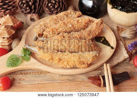 shishamo fried with sause is a delicious