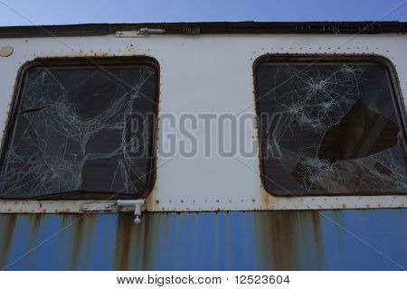 zerstörten Wagen