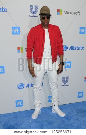 LOS ANGELES - APR 7:  Kardinal Offishall at the WE Day California 2016 at the The Forum on April 7, 2016 in Inglewood, CA