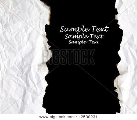 quemó el papel de borde con espacio para texto sobre fondo negro
