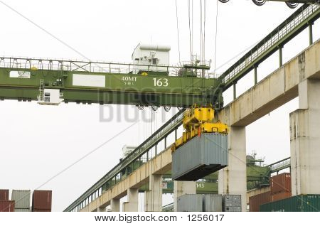 海貨物貨物のコンテナ ヤード