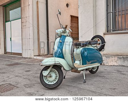 VOLTANA DI LUGO (RA) ITALY - APRIL 10: vintage Italian scooter Lambretta Li 150 Series 2 (1960) in motorcycle rally 