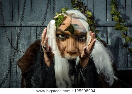 Zeus With Magnifier