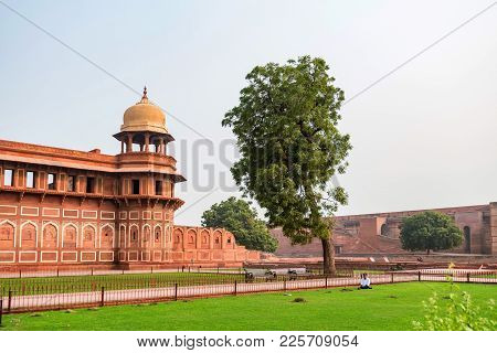 Fort Of Agra, India - November, 2017: Jahangir Palace Inside Fort Walls