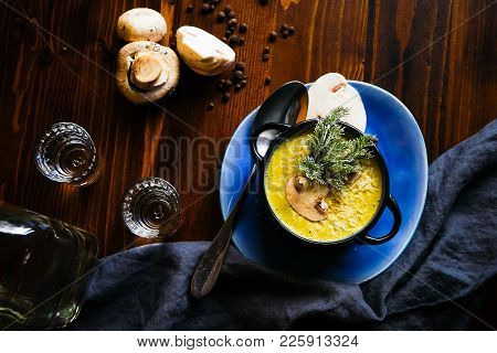 Rustic Dinner Set