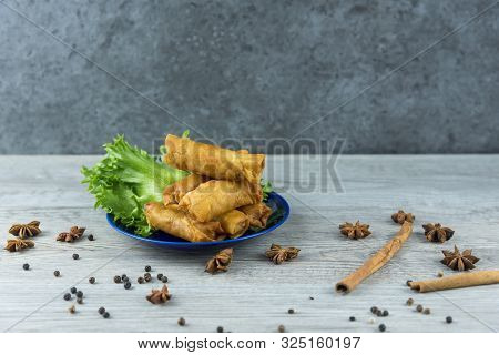 Deep Fried Spring Rolls, Por Pieer Tod Or Fried Spring Rolls (thai Spring Roll) Snacks And Snacks Th