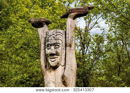 Krasnoe, Russia - May 2016: Ethnographic Museum In The Village Of Krasnoe Near Borovsk, Pagan Figure