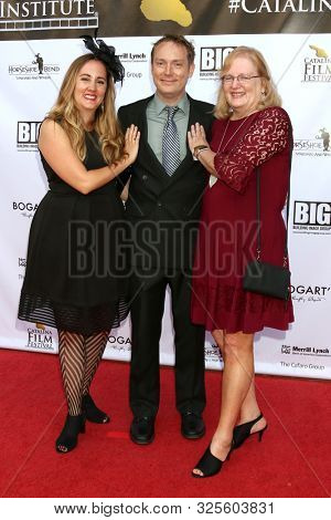 LOS ANGELES - SEP 27:  Ryan Griswold, Amanda Griswold, Kathy West at the 2019 Catalina Film Festival - Friday at the Catalina Bay on September 27, 2019 in Avalon, CA