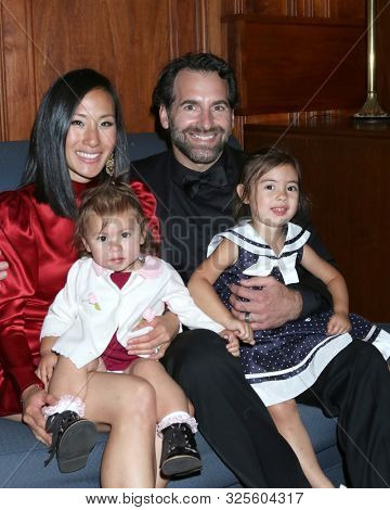 LOS ANGELES - SEP 28:  Kevin Makely Family at the 2019 Catalina Film Festival - Saturday at the Catalina Bay on September 28, 2019 in Avalon, CA